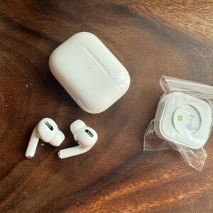 Apple AirPods Pro Wireless Earbuds with Charging Case - White